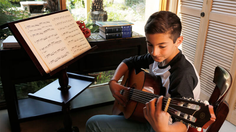1-on-1 Guitar Lessons