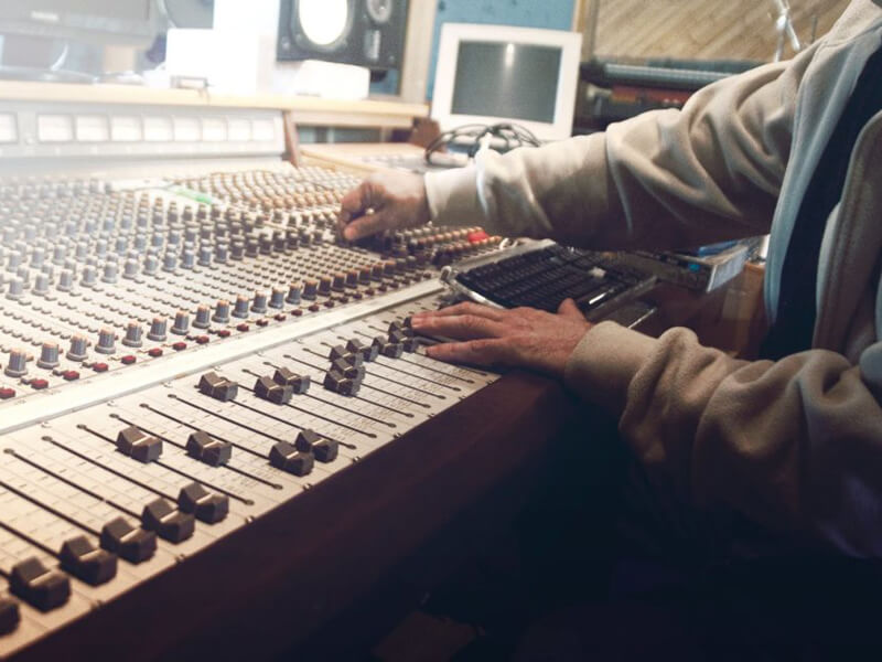 NRV-10 Digital Audio Interface Analog Mixer
